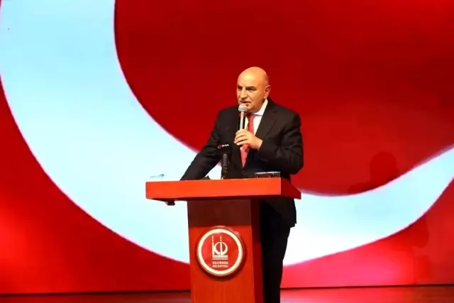 Keçiören Belediyesi'nden 'Çanakkale Geçilmez' konseri Keçiören Belediyesi'nden 'Çanakkale Geçilmez' konseri
