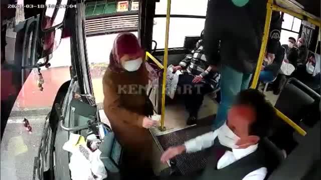 midibus soforunun darbedilmesi arac kamerasin 4 14003213 o