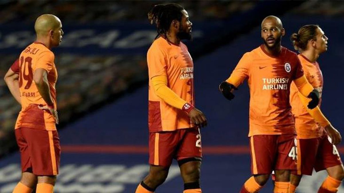 Muslera'ya indirim, savunmaya zam! G.Saray iki isimle daha sözleşme uzatıyor