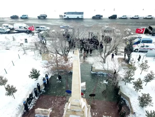 Son Dakika | Sarıkamış'ta Çanakkale Şehitleri anıldı Son Dakika | Sarıkamış'ta Çanakkale Şehitleri anıldı