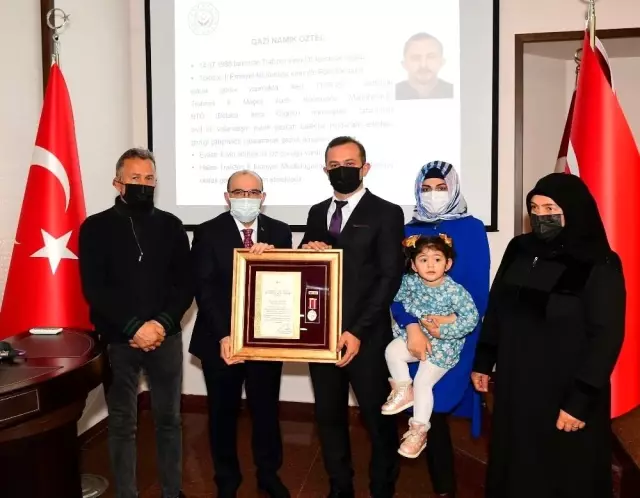 Son dakika haberleri! Trabzon'da Devlet Övünç Madalyası ve Beratı Tevcih Töreni düzenlendi Son dakika haberleri! Trabzon'da Devlet Övünç Madalyası ve Beratı Tevcih Töreni düzenlendi