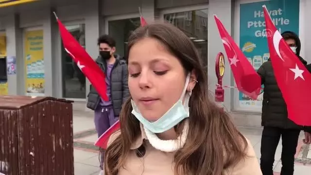 Türkiye Liseliler Birliği, Onbeşliler vatan savunmasında, Erenler yaşasın HDP kapatılsın pankartı açtı