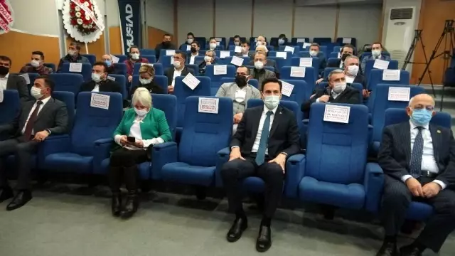 AK Parti'li Turan'dan 18 Mart törenlerine katılmayan muhalefet partisi liderlerine tepki