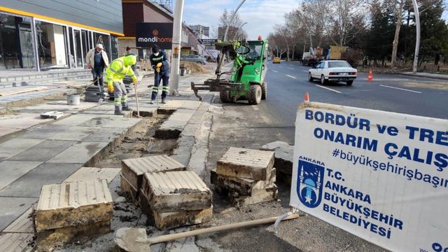 Ankara Büyükşehir'den kaldırım atağı