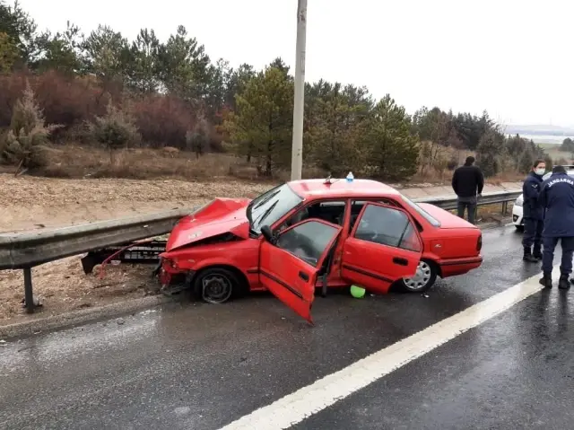 Son dakika haberi: Ankara'da zincirleme trafik kazası: 5 yaralı Son dakika haberi: Ankara'da zincirleme trafik kazası: 5 yaralı