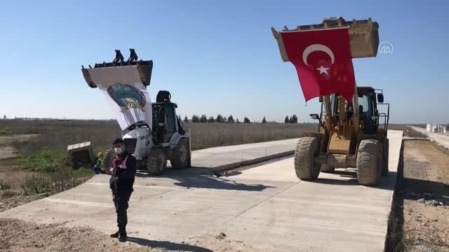 Bakan Karaismailoğlu, Çukurova Havalimanı şantiyesini ziyaret etti
