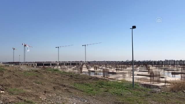 Bakan Karaismailoğlu, Çukurova Havalimanı şantiyesini ziyaret etti