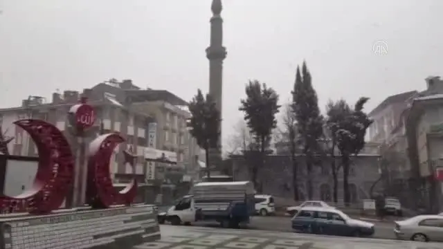 BALIKESİR - Dursunbey ilçesinde kar yağışı etkili oldu BALIKESİR - Dursunbey ilçesinde kar yağışı etkili oldu