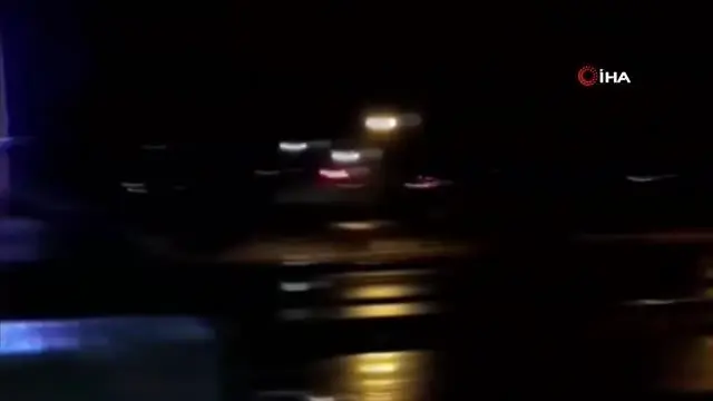 D-100'de servis minibüsü alev topuna döndü D-100'de servis minibüsü alev topuna döndü