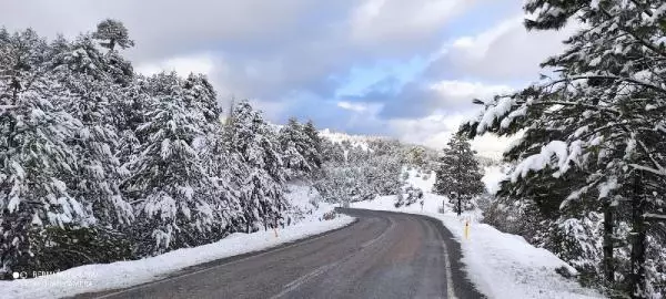 Demirci'de ulaşıma kar engeli Demirci'de ulaşıma kar engeli