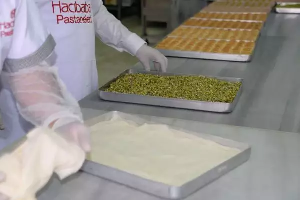 Diyarbakır'ın soğuk baklavası; siyaset, sanat ve spor dünyasının vazgeçilmezi