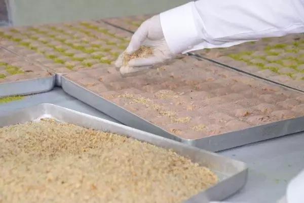 Diyarbakır'ın soğuk baklavası; siyaset, sanat ve spor dünyasının vazgeçilmezi