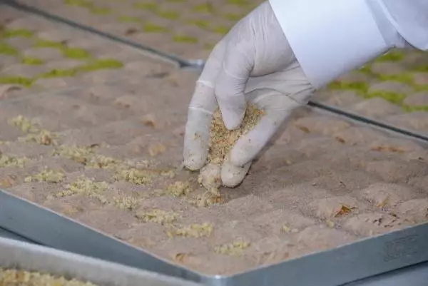 Diyarbakır'ın soğuk baklavası; siyaset, sanat ve spor dünyasının vazgeçilmezi
