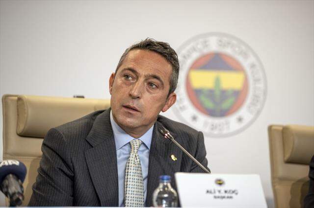 Dört büyük kulüp ile Bankalar Birliği ile 7+2 yıllık anlaşma imzaladı