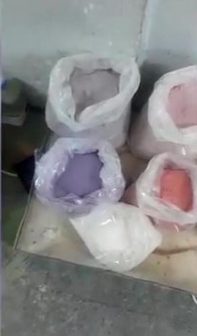 Son dakika haberi | (Ek bilgi ve görüntülerle) Başakşehir'de ayakkabı imalathanesine uyuşturucu baskını kamerada: 4 gözaltı