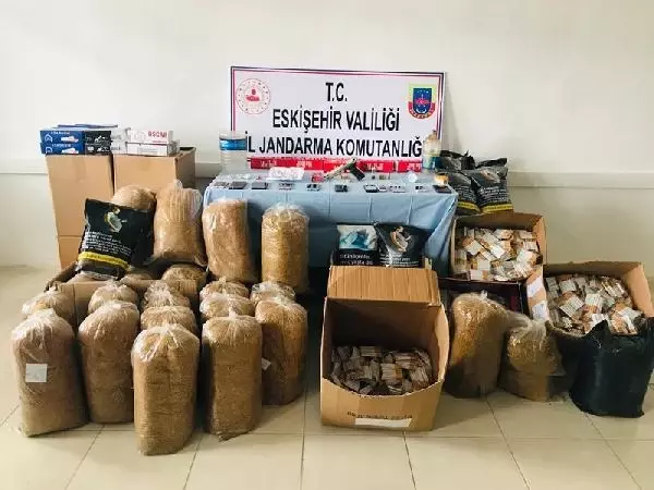 Son dakika haber! Eskişehir'de uyuşturucu operasyonu: 14 gözaltı (2) Son dakika haber! Eskişehir'de uyuşturucu operasyonu: 14 gözaltı (2)