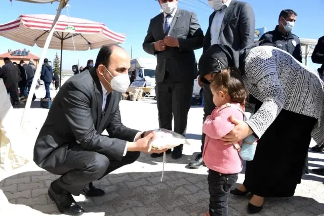 Güneysınır'da lavanta damıtma tesisi açıldı Güneysınır'da lavanta damıtma tesisi açıldı