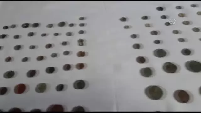Helenistik ve Orta Çağ dönemlerine ait olduğu değerlendirilen 191 tarihi eser ele geçirildi Helenistik ve Orta Çağ dönemlerine ait olduğu değerlendirilen 191 tarihi eser ele geçirildi