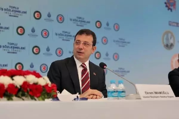 İBB'DE ÇALIŞAN 45 BİN İŞÇİ İÇİN TOPLU İŞ SÖZLEŞMELERİ İMZALANDI -1