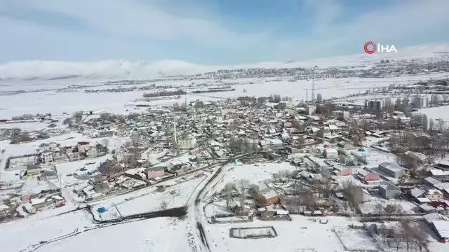 Karla kaplı Erzurum'un muhteşem manzarası mest etti