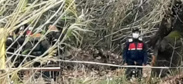 En son kayalıklarda görülmüştü! Kayıp dövizcinin cansız bedeni dere yatağında bulundu