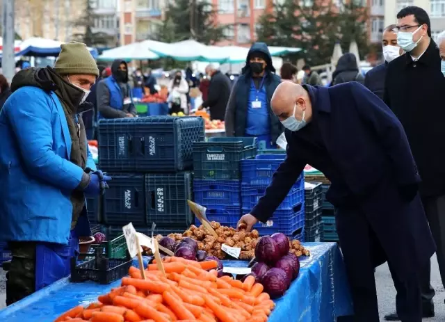 Keçiören Belediye Başkanı Altınok'tan semt pazarlarına denetim Keçiören Belediye Başkanı Altınok'tan semt pazarlarına denetim