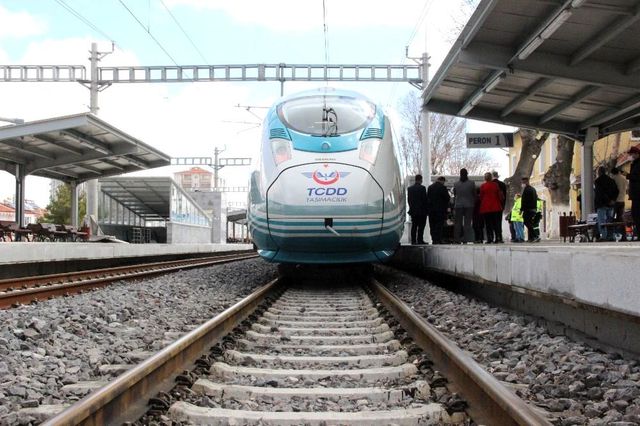 Konya-Karaman hızlı treni Mayıs sonunda sefere başlıyor