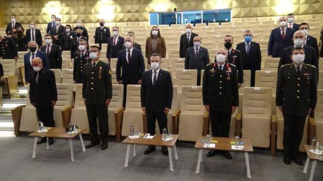 Şehit yakınları ve gazilere 'Devlet Övünç Madalyası'