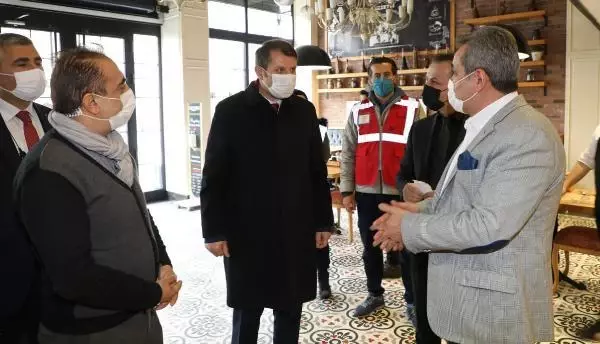Sivas Valisi Salih Ayhan: Mavi kategoriden uzaklaşıyoruz Sivas Valisi Salih Ayhan: Mavi kategoriden uzaklaşıyoruz