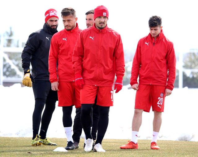 Sivasspor'da Göztepe maçı öncesi 3 eksik!