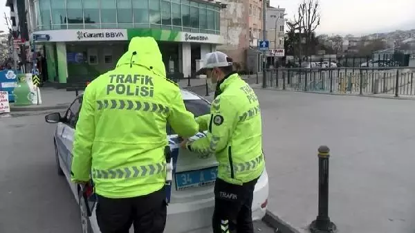 TOPLU TAŞIMA ARAÇLARINDA KORONAVİRÜS DENETİMİ - Kadıköy TOPLU TAŞIMA ARAÇLARINDA KORONAVİRÜS DENETİMİ - Kadıköy