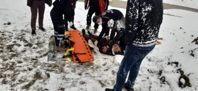 Son dakika haberleri! Van'da trafik kazası: 4 yaralı