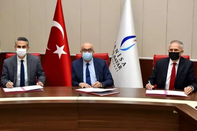 'Yunus Emre Kitap Kumbarası' projesi protokolü imzalandı 'Yunus Emre Kitap Kumbarası' projesi protokolü imzalandı