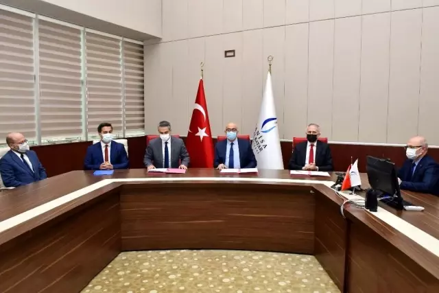 'Yunus Emre Kitap Kumbarası' projesi protokolü imzalandı 'Yunus Emre Kitap Kumbarası' projesi protokolü imzalandı