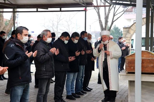 15 yasinda kalbine yenik dustu 3 14008246 o