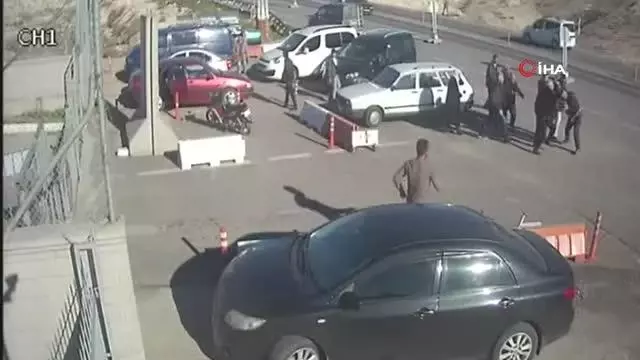 Adalet aramak için Gaziantep'ten Ankara'ya yürüdü