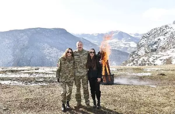 Son dakika! Azerbaycan Cumhurbaşkanı Aliyev, Nevruz ateşini işgalden kurtarılan Şuşa'da yaktı Son dakika! Azerbaycan Cumhurbaşkanı Aliyev, Nevruz ateşini işgalden kurtarılan Şuşa'da yaktı