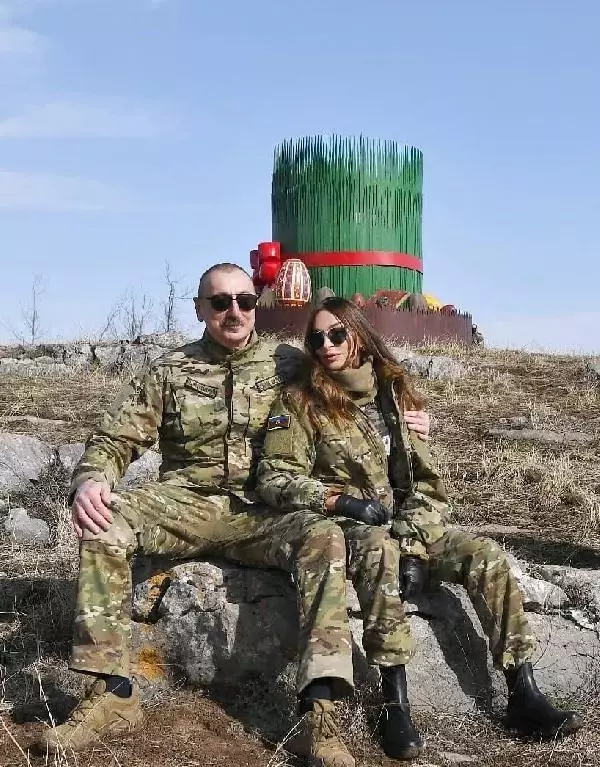 Son dakika! Azerbaycan Cumhurbaşkanı Aliyev, Nevruz ateşini işgalden kurtarılan Şuşa'da yaktı Son dakika! Azerbaycan Cumhurbaşkanı Aliyev, Nevruz ateşini işgalden kurtarılan Şuşa'da yaktı