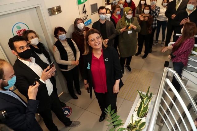 belediye personelinden baskan hurriyet e dogu 2 14008024 o