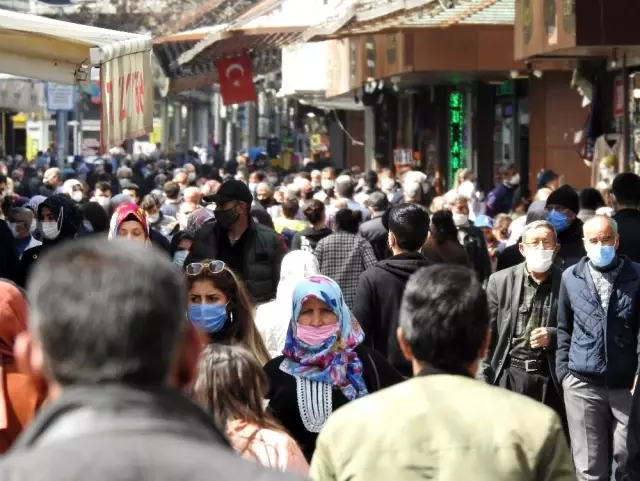 Çarşı yoğunluğu mavi kategoriyi zora sokuyor Çarşı yoğunluğu mavi kategoriyi zora sokuyor