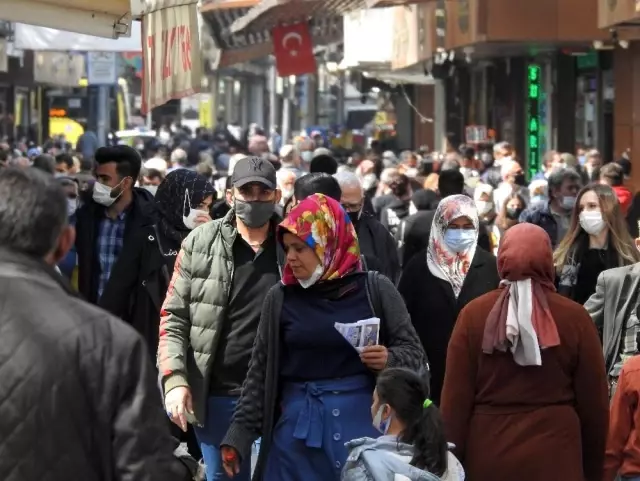 Çarşı yoğunluğu mavi kategoriyi zora sokuyor Çarşı yoğunluğu mavi kategoriyi zora sokuyor