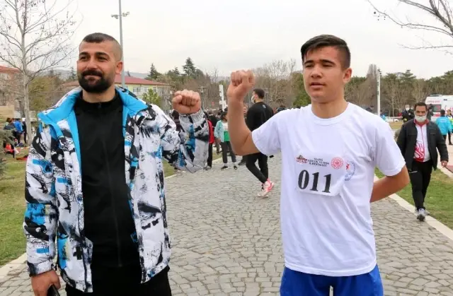 Doğu ve Güneydoğu'dan 265 atlet Elazığ'da yarıştı Doğu ve Güneydoğu'dan 265 atlet Elazığ'da yarıştı