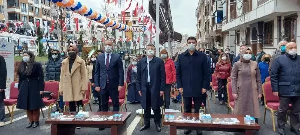 Hayatını kaybeden sağlık çalışanlarının isimleri 21 parkta yaşatılıyor Hayatını kaybeden sağlık çalışanlarının isimleri 21 parkta yaşatılıyor