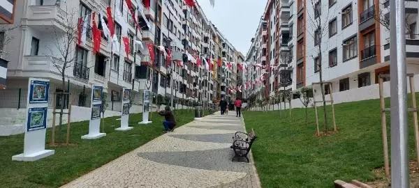 Hayatını kaybeden sağlık çalışanlarının isimleri 21 parkta yaşatılıyor Hayatını kaybeden sağlık çalışanlarının isimleri 21 parkta yaşatılıyor