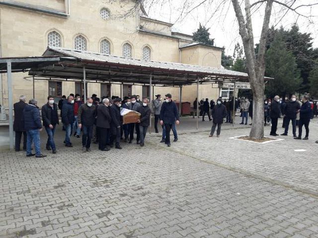 kalp krizi geciren 15 yasindaki elif kurtaril 5 14008176 o