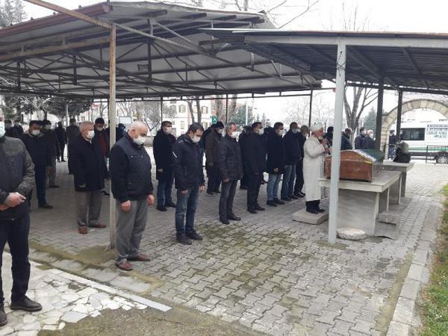kalp krizi geciren 15 yasindaki elif kurtaril 7 14008176 o