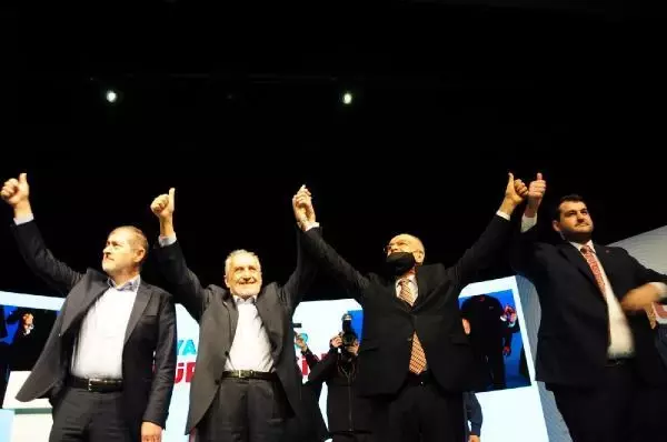 Karamollaoğlu: Saadet Partisi kutuplaşmanın değil, kucaklaşmanın teminatıdır Karamollaoğlu: Saadet Partisi kutuplaşmanın değil, kucaklaşmanın teminatıdır