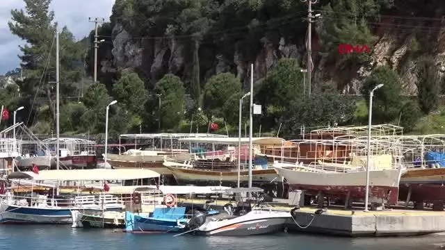 MUĞLA Gezi tekneleri sezona hazırlanıyor MUĞLA Gezi tekneleri sezona hazırlanıyor