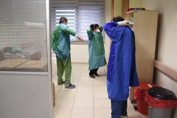 ESKİŞEHİR Mutasyonlu koronavirüs vakaları, 40 dakika tespit ediliyor ESKİŞEHİR Mutasyonlu koronavirüs vakaları, 40 dakika tespit ediliyor