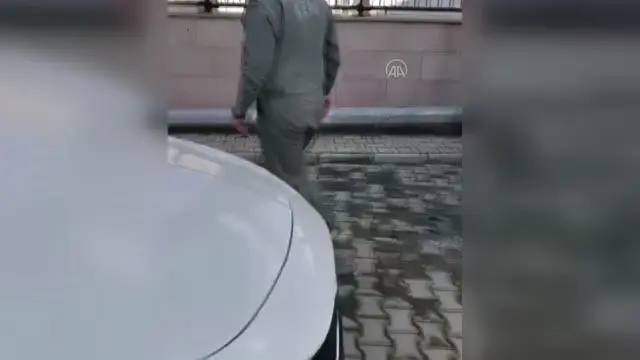 Otomobilin sürücü koltuğuna gizlenmiş uyuşturucu ele geçirildi Otomobilin sürücü koltuğuna gizlenmiş uyuşturucu ele geçirildi